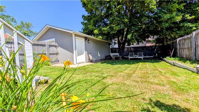131 Grove Drive, Ashtabula, OH 44004