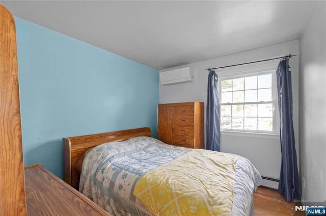 41 Cooper Avenue, Roseland, NJ 07068