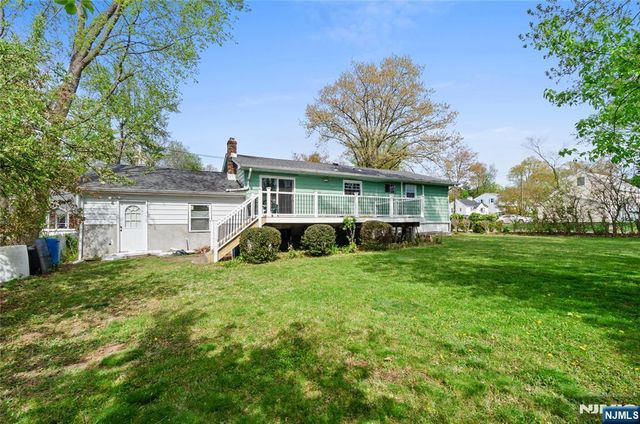 41 Cooper Avenue, Roseland, NJ 07068