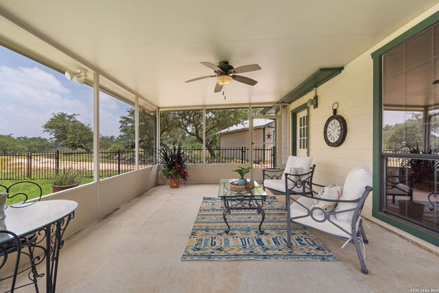 544 RIVER VIEW DR, Johnson City, TX 78636