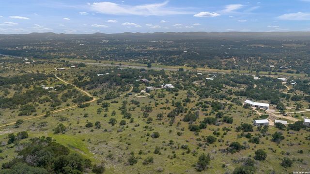 544 RIVER VIEW DR, Johnson City, TX 78636