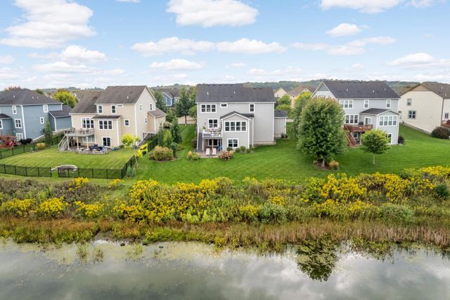 1620 Bluewater Lane, Woodbury, MN 55129