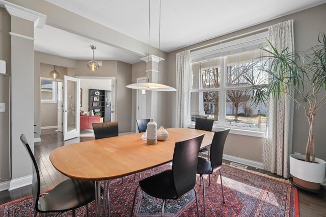 1620 Bluewater Lane, Woodbury, MN 55129