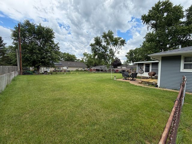 22354 S Donna Avenue, Channahon, IL 60410