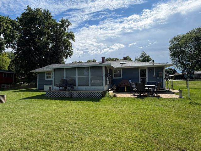 22354 S Donna Avenue, Channahon, IL 60410
