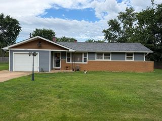 22354 S Donna Avenue, Channahon, IL 60410