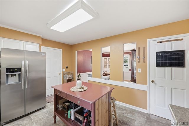 6 Chestnut Hill Lane, Amherst, NY 14221