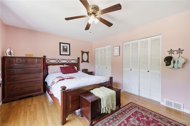 6 Chestnut Hill Lane, Amherst, NY 14221