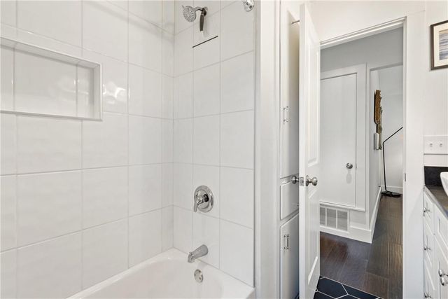 4908 Rowena Ave A, Austin, TX 78751