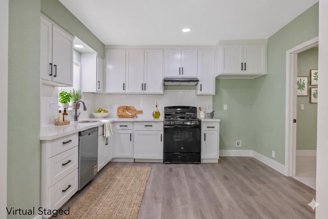 1247 N Ferger Avenue, Fresno, CA 93728