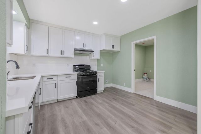 1247 N Ferger Avenue, Fresno, CA 93728