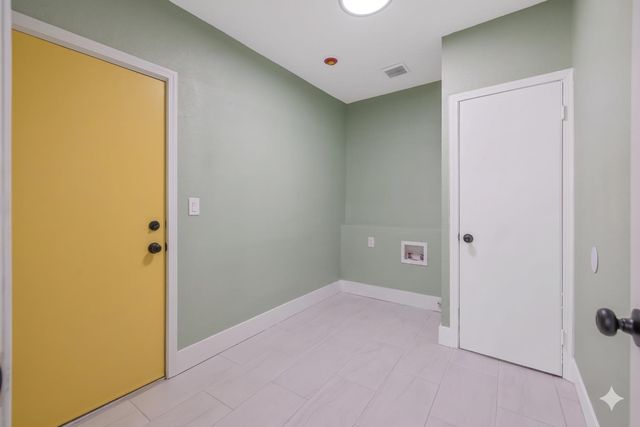 1247 N Ferger Avenue, Fresno, CA 93728