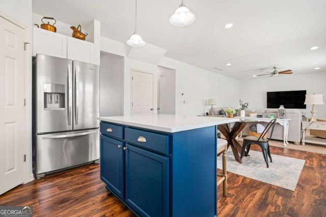 1560 Avalon Creek Road, Sugar Hill, GA 30518