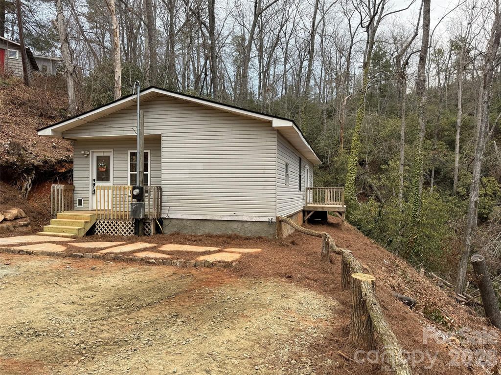 54 Big Bear Drive, Pisgah Forest, NC 28768