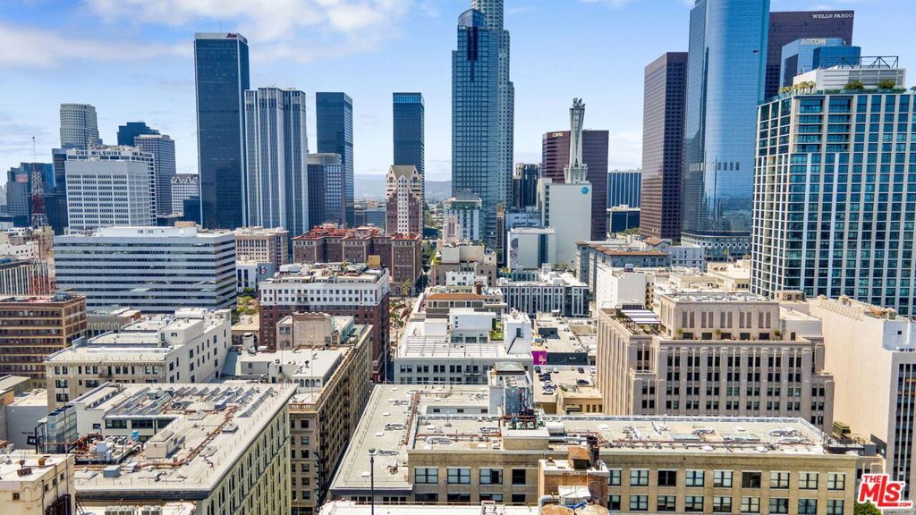 Image 24 of property listing at 460 S Spring Street 1110, Los Angeles, CA 90013