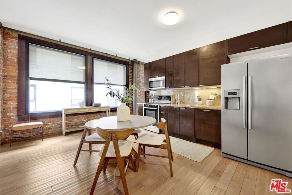 Image 7 of property listing at 460 S Spring Street 1110, Los Angeles, CA 90013