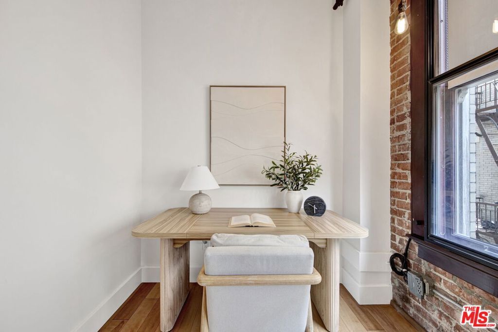 Image 9 of property listing at 460 S Spring Street 1110, Los Angeles, CA 90013