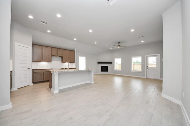 2950 Bury Park Drive, Spring, TX 77373