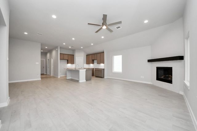 2950 Bury Park Drive, Spring, TX 77373