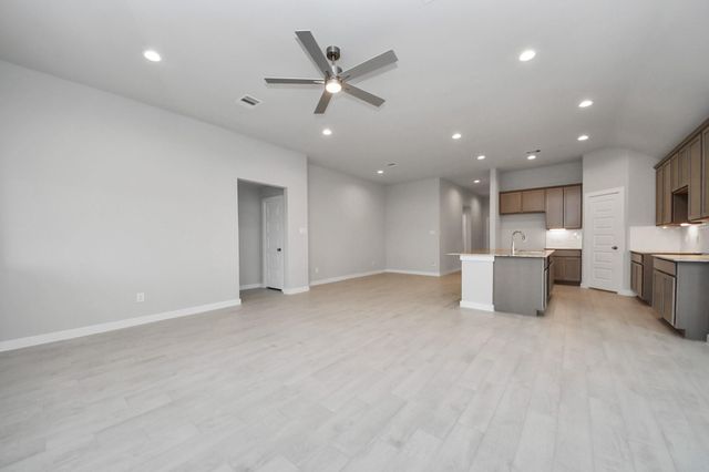 2950 Bury Park Drive, Spring, TX 77373