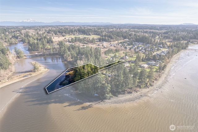 9088 Shipyard Lane, Blaine, WA 98230