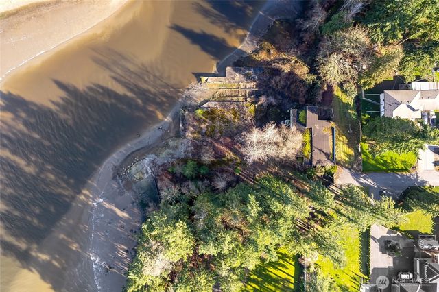 9088 Shipyard Lane, Blaine, WA 98230