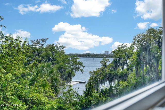 1224 S Peninsula Dr Apt 404, Daytona Beach, FL 32118