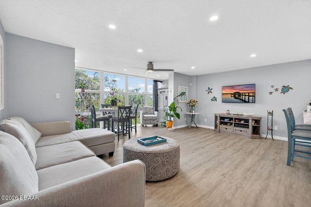 1224 S Peninsula Dr Apt 404, Daytona Beach, FL 32118