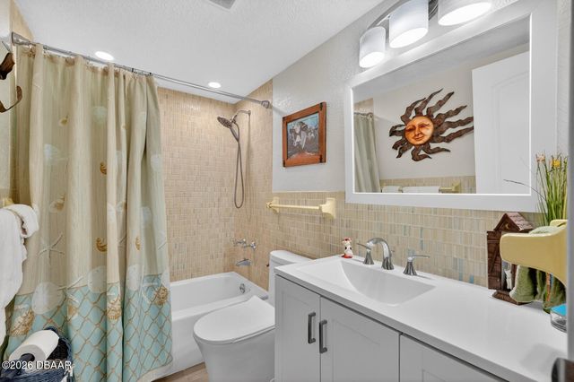 1224 S Peninsula Dr Apt 404, Daytona Beach, FL 32118