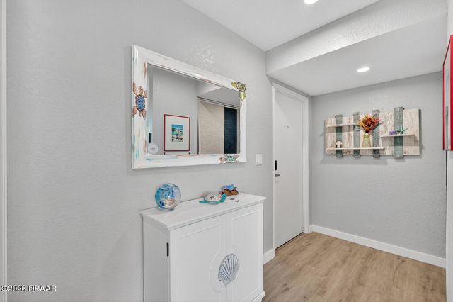 1224 S Peninsula Dr Apt 404, Daytona Beach, FL 32118