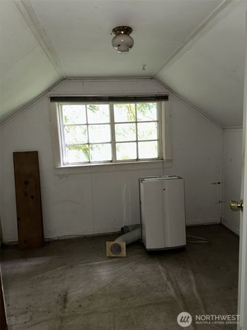 6405 Westside Highway, Castle Rock, WA 98611