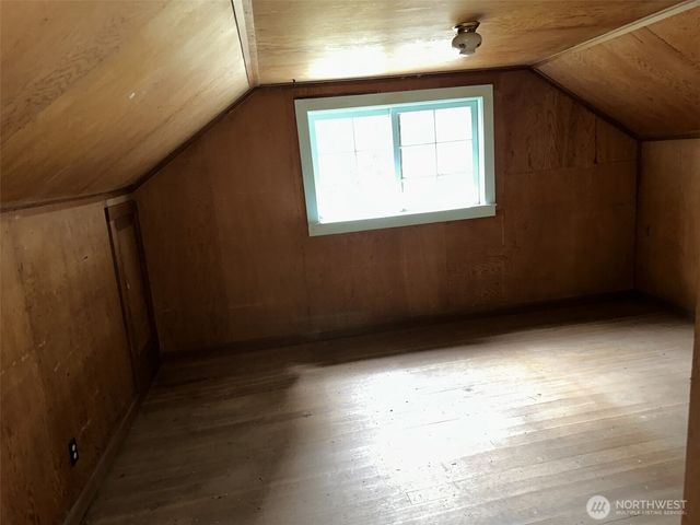 6405 Westside Highway, Castle Rock, WA 98611