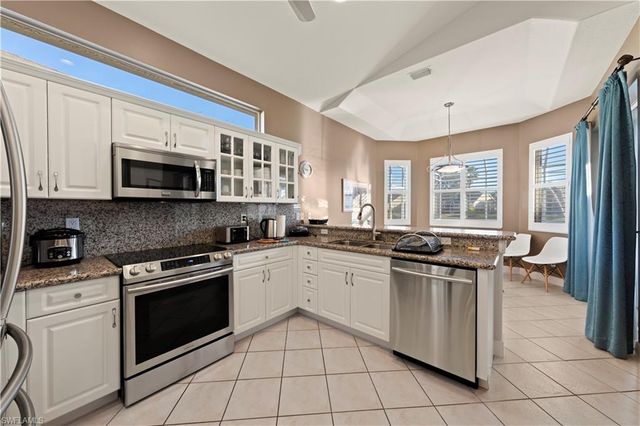 8066 Tauren CT, Naples, FL 34119