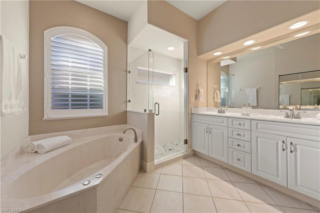 8066 Tauren CT, Naples, FL 34119