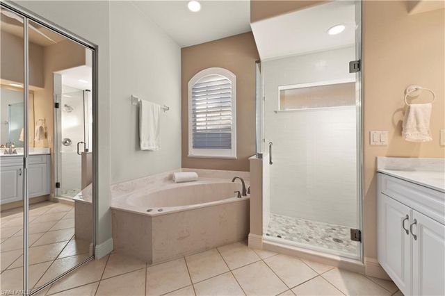 8066 Tauren CT, Naples, FL 34119