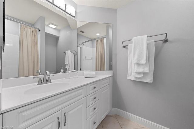 8066 Tauren CT, Naples, FL 34119