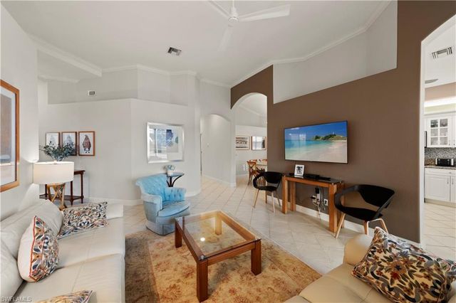 8066 Tauren CT, Naples, FL 34119