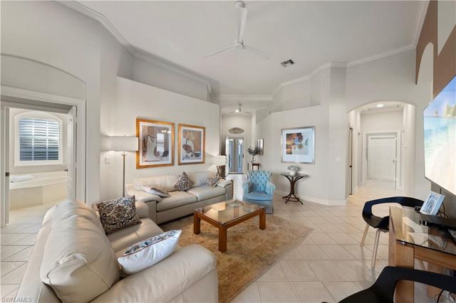 8066 Tauren CT, Naples, FL 34119