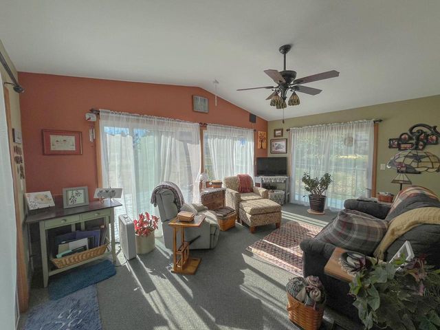 119 Roosevelt STREET, Fort Atkinson, WI 53538