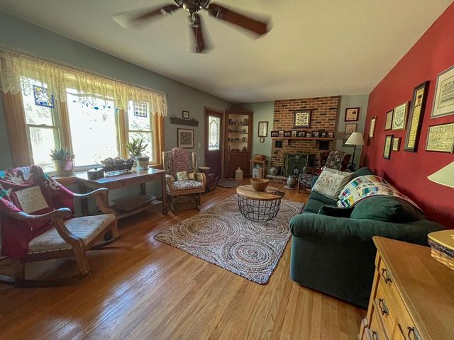 119 Roosevelt STREET, Fort Atkinson, WI 53538