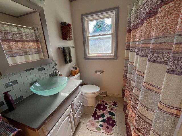 119 Roosevelt STREET, Fort Atkinson, WI 53538