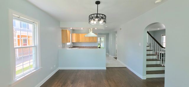 5116 N Oconto Avenue, Harwood Heights, IL 60706