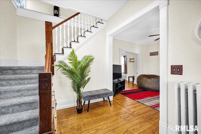 717 W CHESTNUT Street, Chillicothe, IL 61523