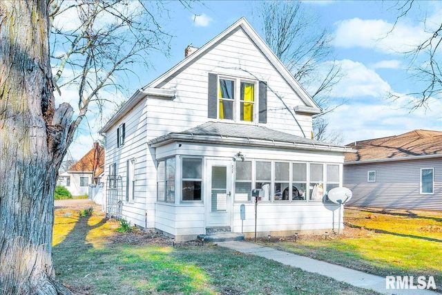717 W CHESTNUT Street, Chillicothe, IL 61523