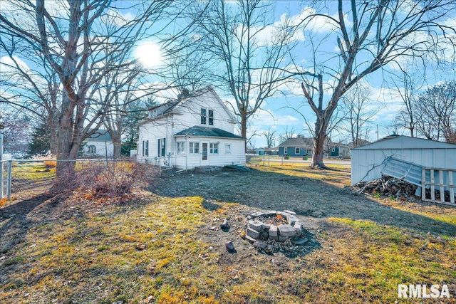 717 W CHESTNUT Street, Chillicothe, IL 61523