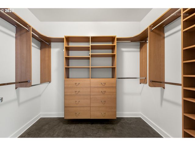 1926 W BURNSIDE St 1605, Portland, OR 97209
