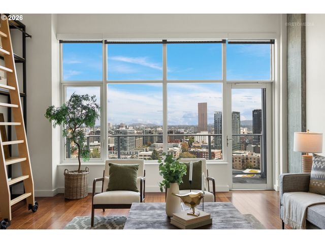 1926 W BURNSIDE St 1605, Portland, OR 97209
