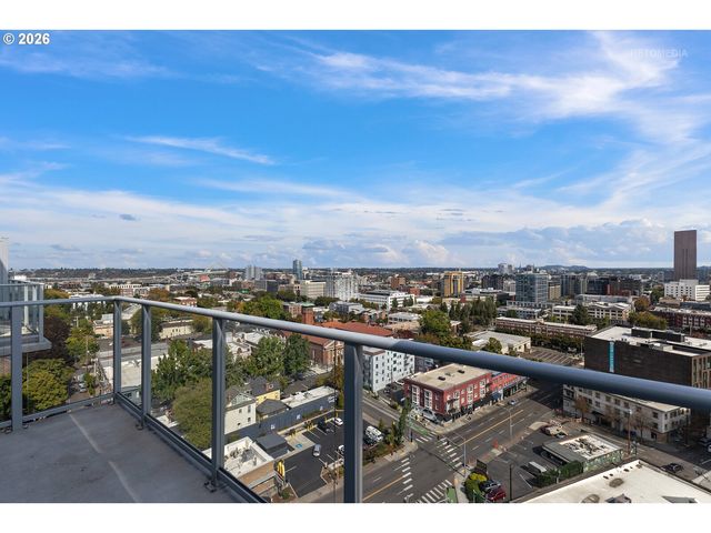 1926 W BURNSIDE St 1605, Portland, OR 97209