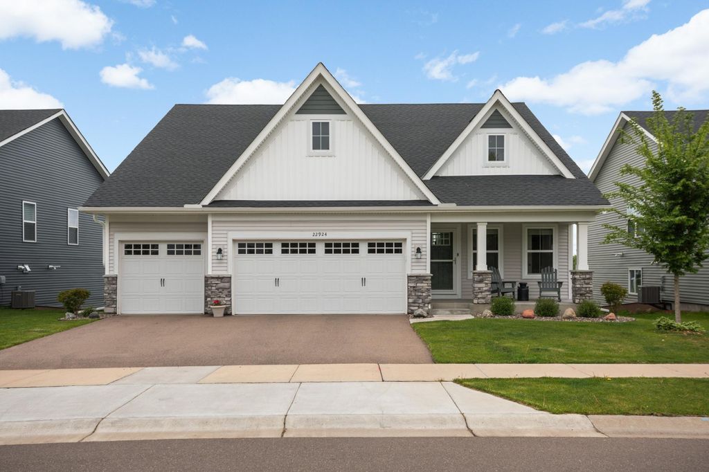 22924 Marie Place, Rogers, MN 55374