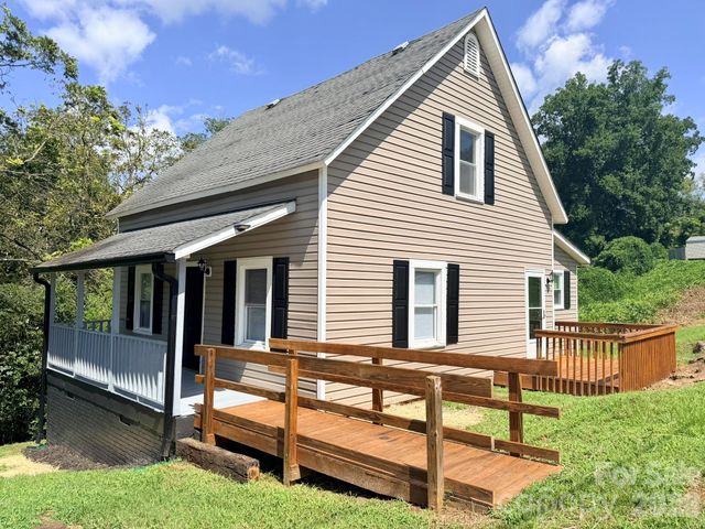 301 Magnolia Street, Granite Falls, NC 28630